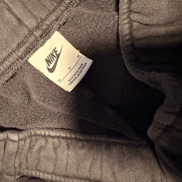 Black Nike Cargo Sweatpants - Picture 4 of 4